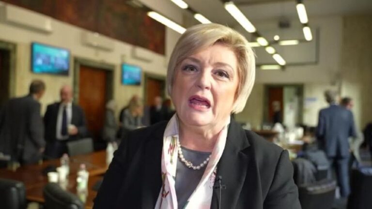 Contratto di Lavoro Autonomo a Ore: Ottimizzazione e Concisione